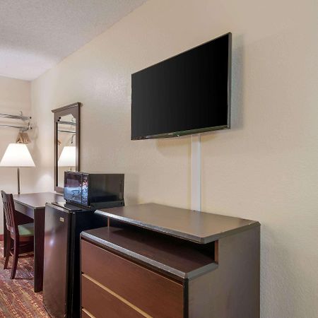 Rodeway Inn Benton Extérieur photo