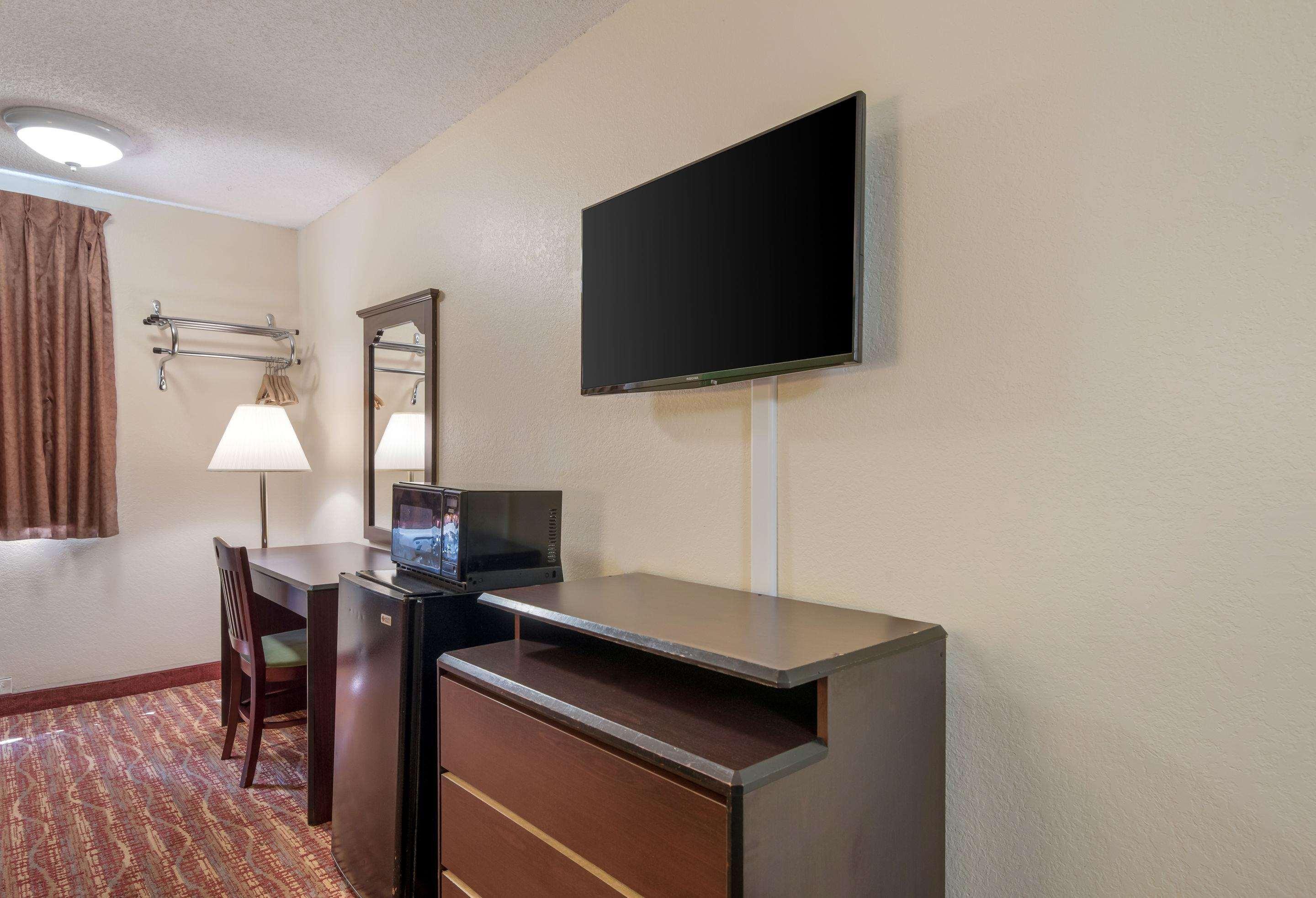 Rodeway Inn Benton Extérieur photo